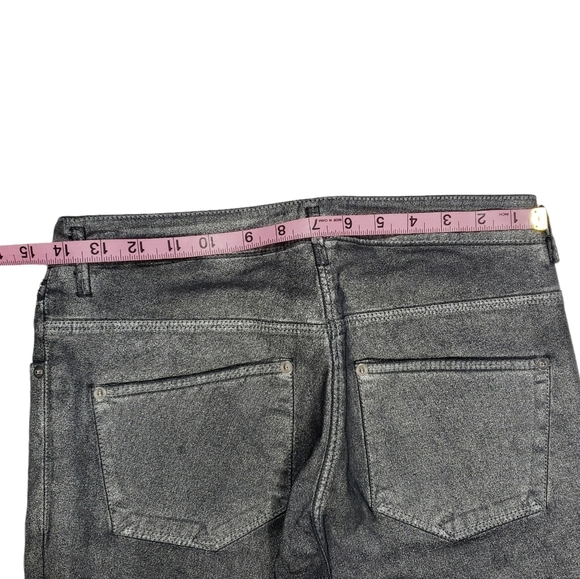 H&M Silver Metallic Wax Sheen Skinny Ankle Jeans Size 6 Gray Zip Ankle Stretchy - Picture 9 of 11